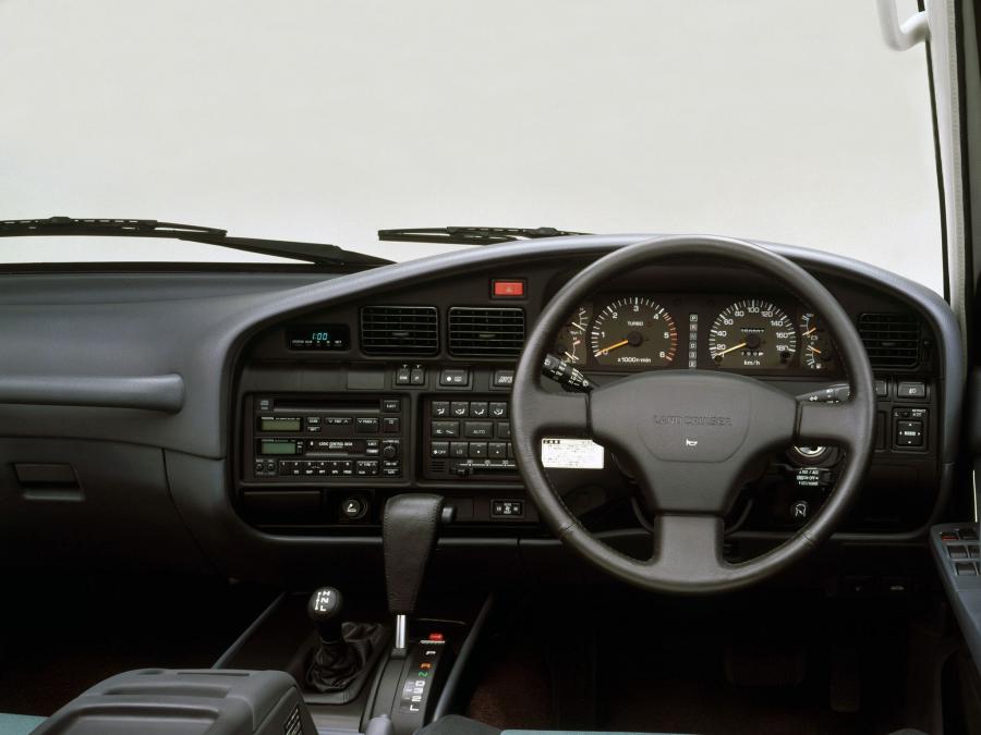  Toyota Land Cruiser 80 VAN VX-Limited 1989 года  (JP) (фото 2 из 7)